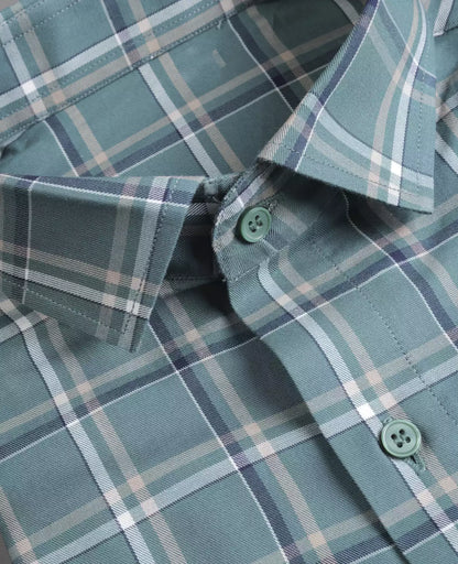 Kind-hearted Men's Full Sleeves Checks Formal Shirt Premium Collection Cotton Fabric Green Color